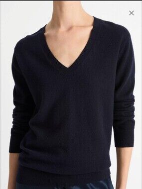 Vince. Navy V-Neck Cashmere Sweater